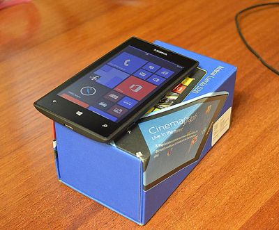 Лот: 3739125. Фото: 1. Новая Nokia Lumia 520 чёрная... Смартфоны