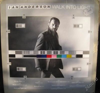 Лот: 1481528. Фото: 1. Ian Anderson – Walk Into Light... Аудиозаписи