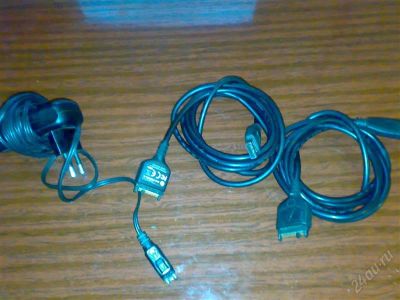 Лот: 1774255. Фото: 1. Продам 2 кабеля USB + 1 зарядка... Дата-кабели, переходники