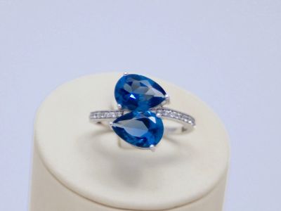 Лот: 14751373. Фото: 1. СЕРЕБРЯНОЕ КОЛЬЦО С ТОПАЗОМ И... Кольца, перстни