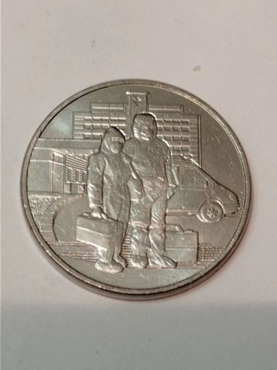 Лот: 17382611. Фото: 1. 25 рублей медики. Россия после 1991 года