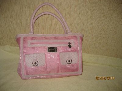 Лот: 3786276. Фото: 1. Сумка Hello Kitty новая. Сумки