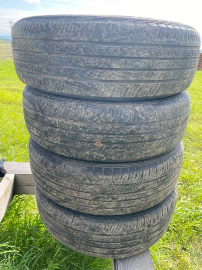 Лот: 24356387. Фото: 1. Dunlop grandtrek 225/65/17. Шины
