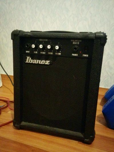 Лот: 8716712. Фото: 1. Басовый комбик ibanez bsa10. Самые... Гитарные эффекты и комбоусилители