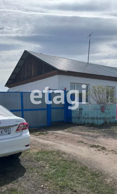 Лот: 25289571. Фото: 1. 3-комн. дом , Уяр улица Будённого... Дома