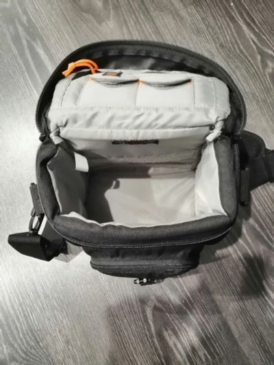 Лот: 14427718. Фото: 1. Сумка Lowepro nova 140 aw. Чехлы, сумки, ремешки