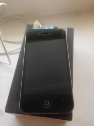 Лот: 12664169. Фото: 1. iPhone 4 32GB Black. Смартфоны