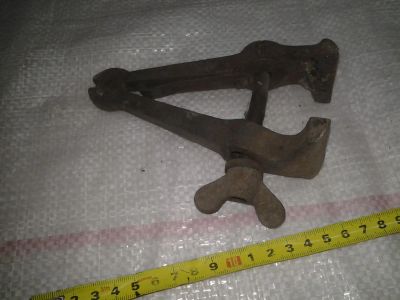 Лот: 7079784. Фото: 1. струбцина, захват, тисочки (ширина... Ручной инструмент