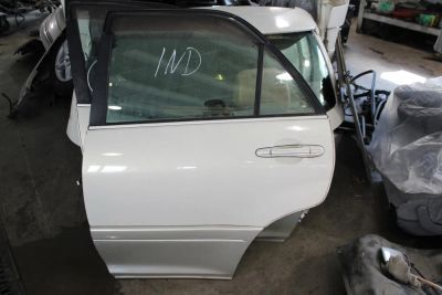 Лот: 4359628. Фото: 1. Toyota Harrier MCU, Lexus RX 2000г... Кузов