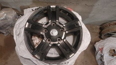 Лот: 24881924. Фото: 1. Литые диски R18 8j от Land Cruiser. Диски