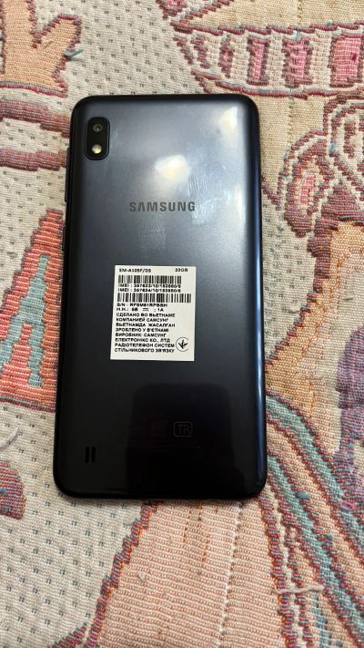 Лот: 19587060. Фото: 1. Samsung galaxy a10. Смартфоны