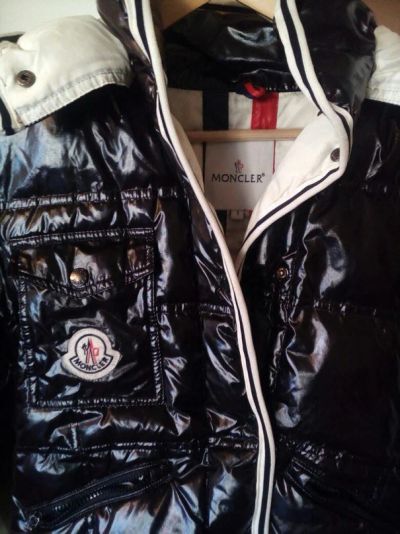 Лот: 11018993. Фото: 1. пуховик Moncler. Верхняя одежда