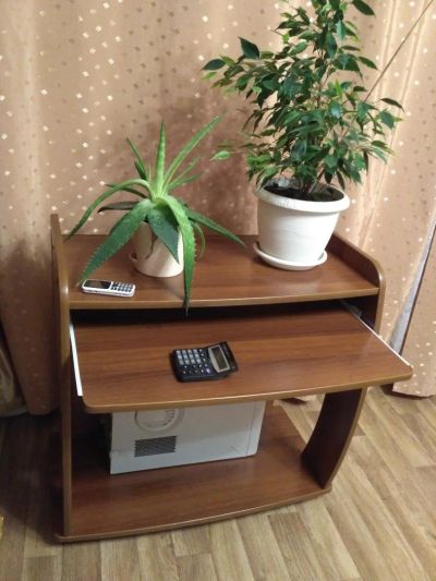 Лот: 10685161. Фото: 1. Компьютерный стол. Компьютерные и письменные столы