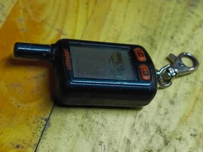 Лот: 24928873. Фото: 1. Брелок Ieopard 9010. Автомобильные сигнализации