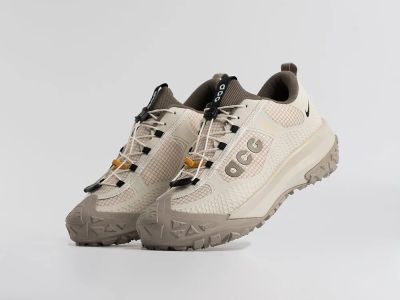 Лот: 25652371. Фото: 1. Кроссовки Nike ACG Mountain Fly... Кеды, кроссовки, слипоны