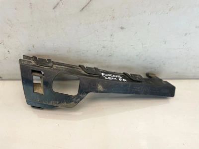 Лот: 22460233. Фото: 1. крепление бампера Ford Focus CB4. Другое (автозапчасти)