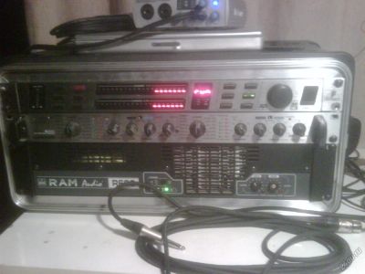 Лот: 5925709. Фото: 1. компрессор T.C. Electronic C300... Микшеры, предусилители, микрофонные эффекты