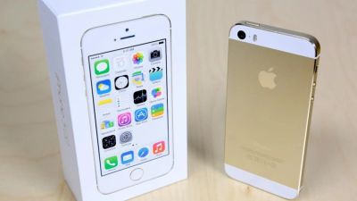 Лот: 4701611. Фото: 1. iPhone 5s 16gb gold Lte модель... Смартфоны