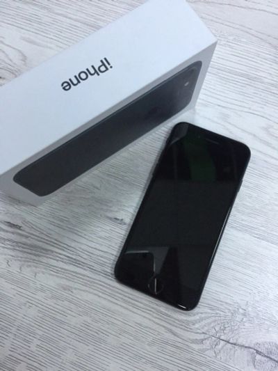 Лот: 11791392. Фото: 1. Iphone 7 32 gb матовый, на гарантии. Смартфоны
