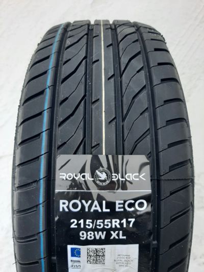 Лот: 16935220. Фото: 1. 215/65 R17 98W Royal Black Royal... Шины