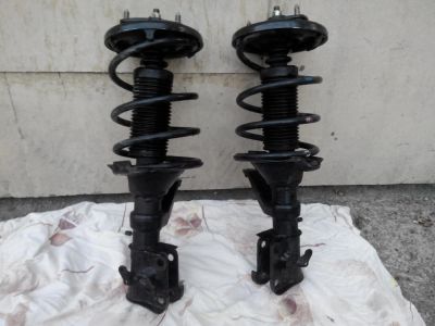 Лот: 4260626. Фото: 1. Стойки передние Honda Stream RN1. Ходовая, подвеска, рулевое управление