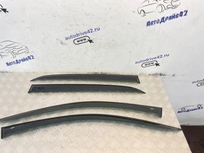 Лот: 25513233. Фото: 1. ветровики toyota Corolla ZZE120. Двигатель и элементы двигателя