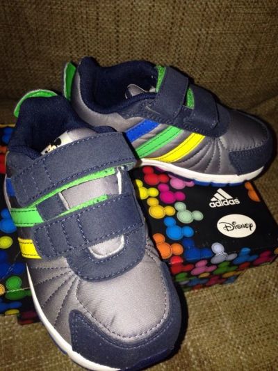 Лот: 5290049. Фото: 1. Кроссовки мальчуковые Adidas Disney... Кеды, кроссовки