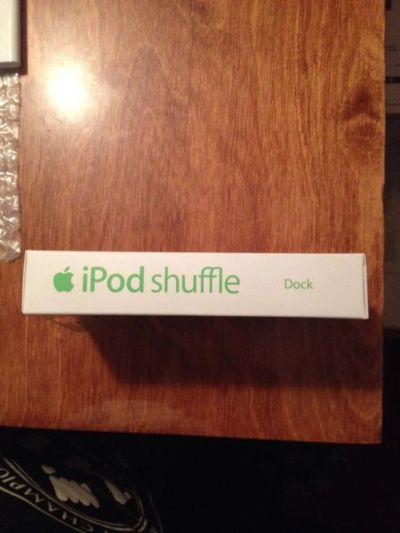 Лот: 10861383. Фото: 1. iPod shuffle dock. Дата-кабели, переходники