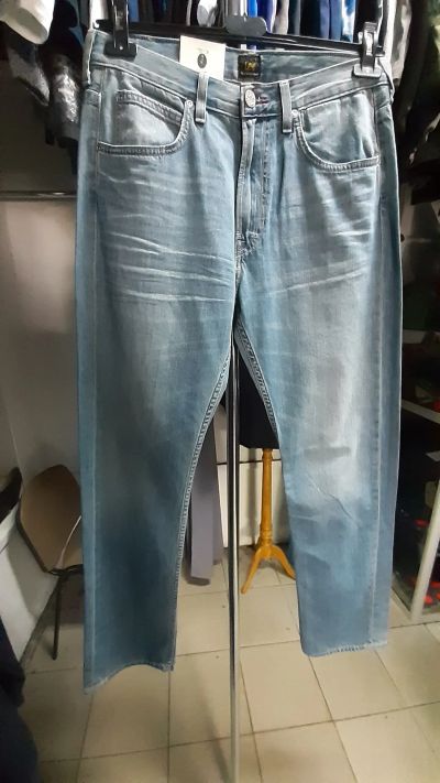 Лот: 19999080. Фото: 1. Джинсы мужские Lee Classic Straight... Брюки, джинсы, шорты