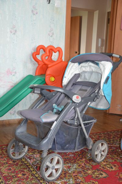 Лот: 11776854. Фото: 1. коляска Geoby. Коляски