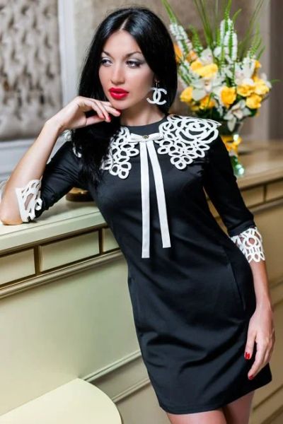 Лот: 4499436. Фото: 1. Платье Жадоне 42 размера. Платья