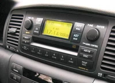 Лот: 4184747. Фото: 1. Штатная магнитола Toyota corolla... Автомагнитолы
