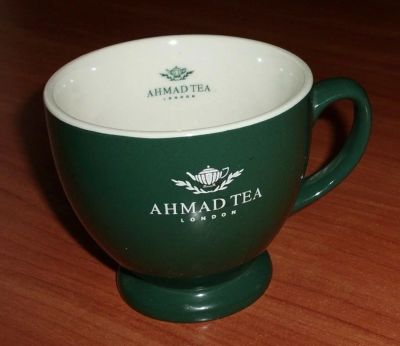 Лот: 13899912. Фото: 1. Чашка керамическая Ahmad Tea высота... Кружки, стаканы, бокалы