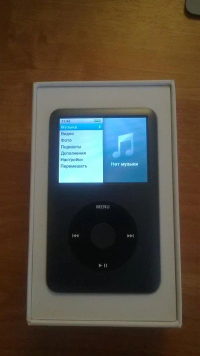 Лот: 4132156. Фото: 1. iPod Classic 3 (120 Gb) отличное... Плееры