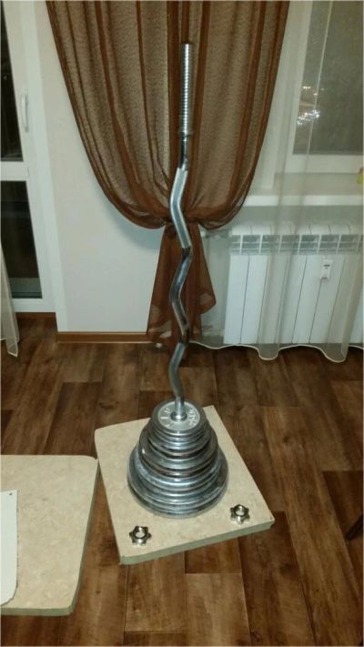Лот: 10625030. Фото: 1. Штанга V-образная с дисками 80... Штанги, блины