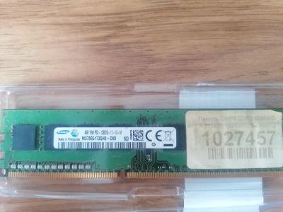 Лот: 17876963. Фото: 1. Оперативная память Samsung M378B84QH0-CK0. Оперативная память