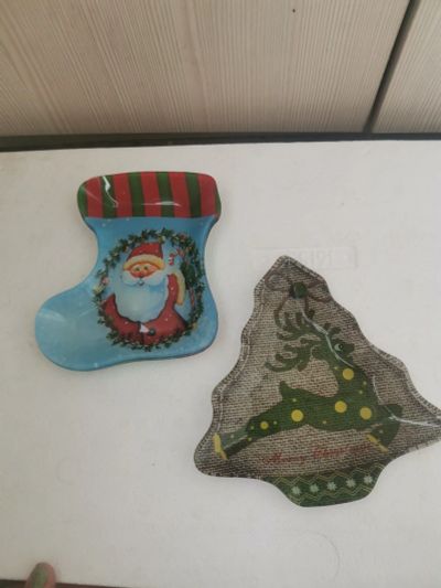 Лот: 21020973. Фото: 1. Тарелки новогодние. Предметы сервировки