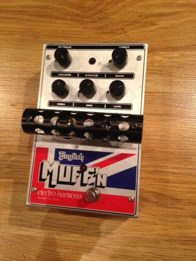 Лот: 3969572. Фото: 1. Гитарный эффект Electro-Harmonix... Гитарные эффекты и комбоусилители
