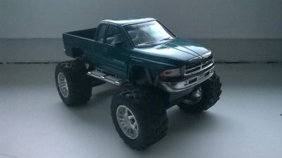 Лот: 4954282. Фото: 1. Модель Dodge Ram 1500 Bigfoot. Автомоделизм