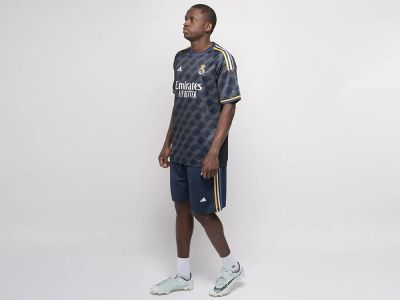 Лот: 24975428. Фото: 1. Футбольная форма Adidas FC Real... Форма