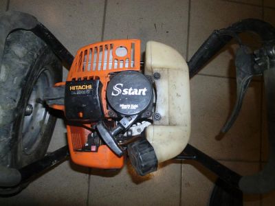 Лот: 3042118. Фото: 1. Мотобур Hitachi D200ES. Бензо-, мотоинструмент