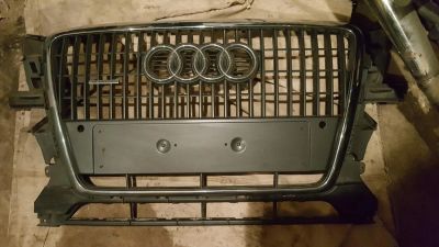 Лот: 10840204. Фото: 1. Решетка радиатора Audi Q5 1 8R. Кузов