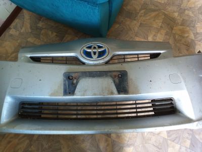 Лот: 19238586. Фото: 1. Бампер передний Toyota Prius ZVW30. Кузов