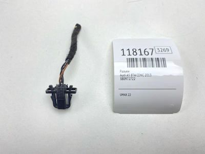 Лот: 25637173. Фото: 1. Разъем Audi A5 2013 3B0972722... Кузов
