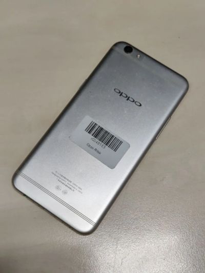 Лот: 25518112. Фото: 1. Телефон Oppo R9sk. Телефоны в разбор