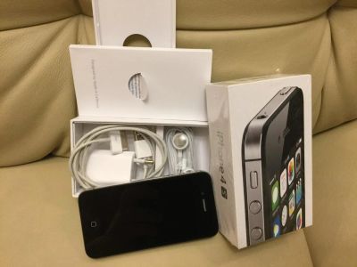 Лот: 6968588. Фото: 1. iPhone 4S 8GB почти новый. Смартфоны