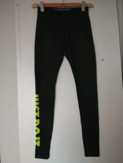 Лот: 14755142. Фото: 1. Леггинсы Nike. Спортивные брюки, штаны