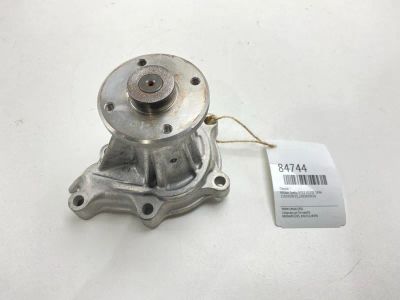 Лот: 22151811. Фото: 1. Помпа Nissan Cedric 1996 2101010V25... Двигатель и элементы двигателя