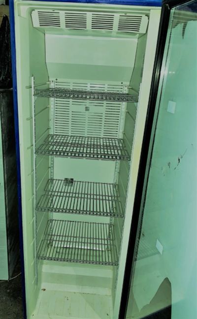 Лот: 20530132. Фото: 1. Холодильник Pepsi. Холодильники, морозильные камеры