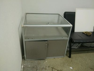 Лот: 10308674. Фото: 1. Продам витрину. Стекло. 1 шт... Другое (мебель)